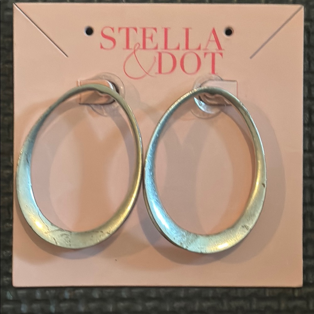 Stella & Dot Twisted Silver Earrings